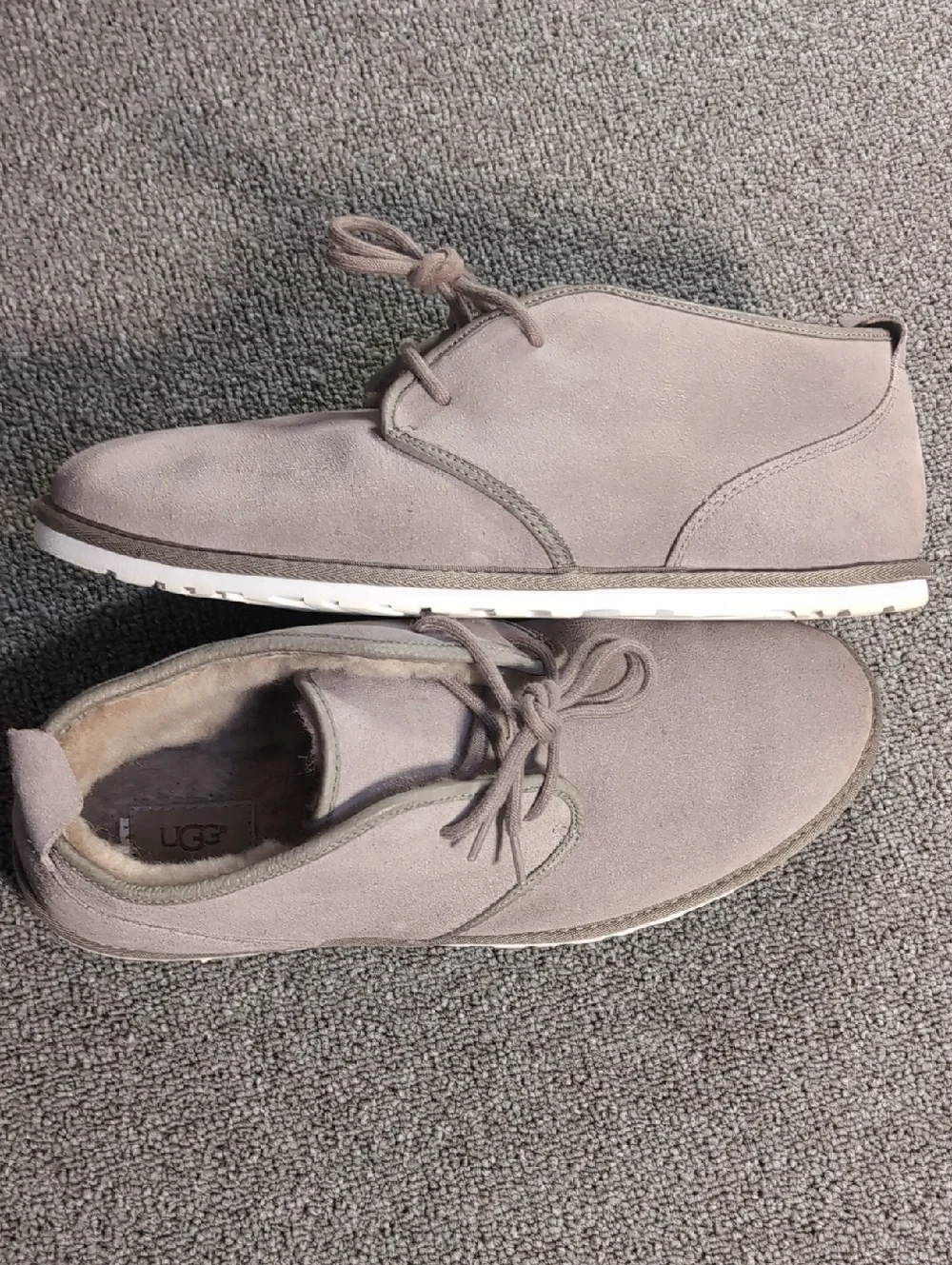 UGG Men's Maksim Chukka Boot Size 12.0 Tan Suede